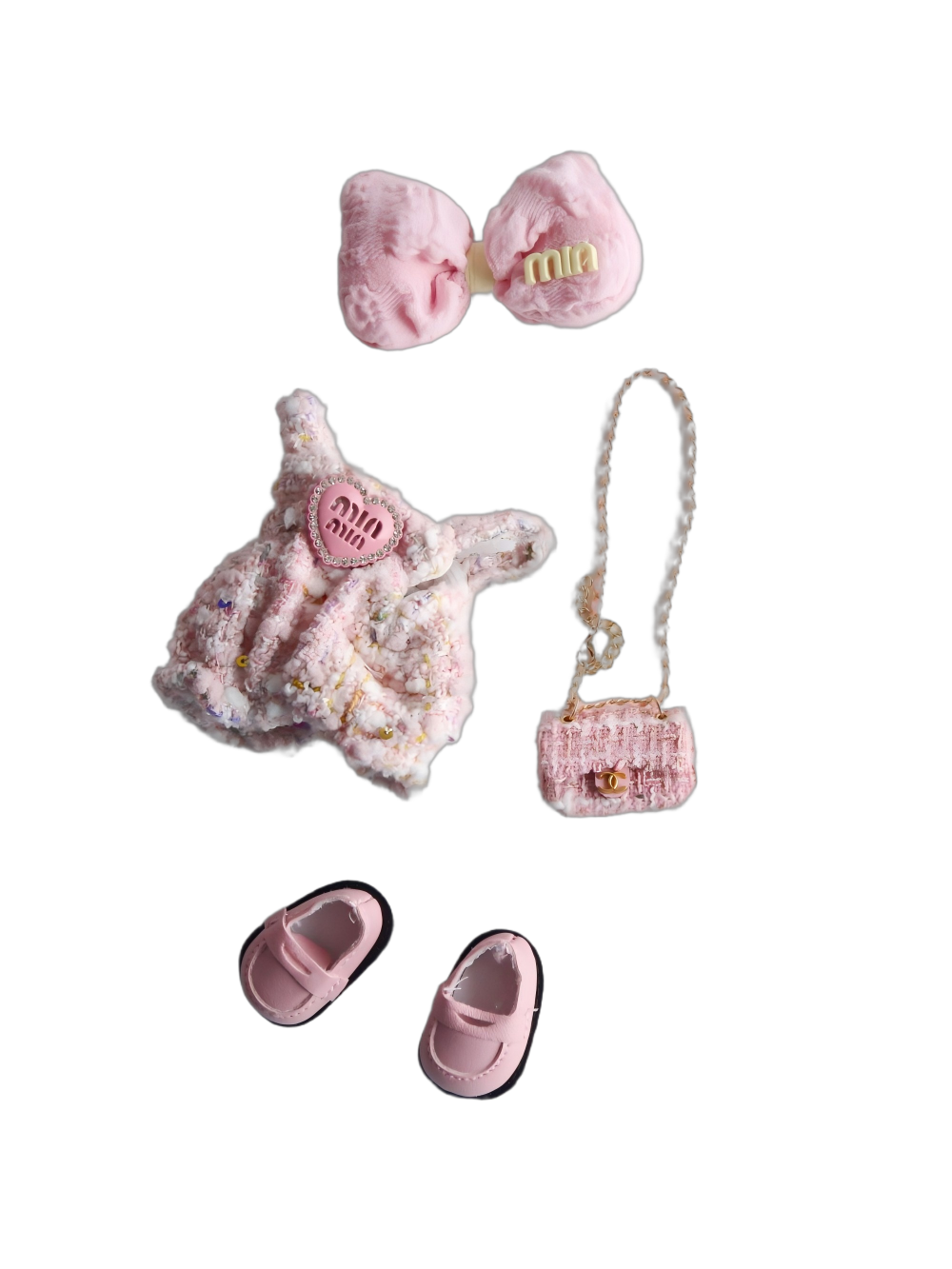 Labubu Pink Min Min Tweed Sweet Set
